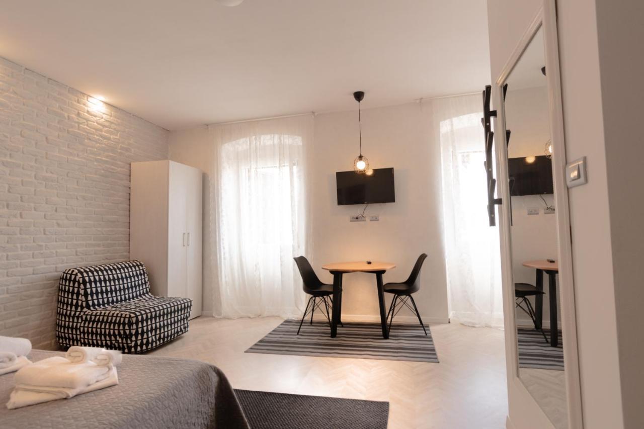 Old Town Pula Studio Apartments 외부 사진